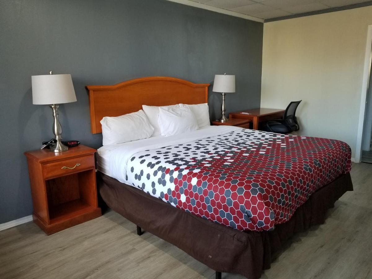Econo Lodge Wytheville I-77 & I-81 Екстер'єр фото