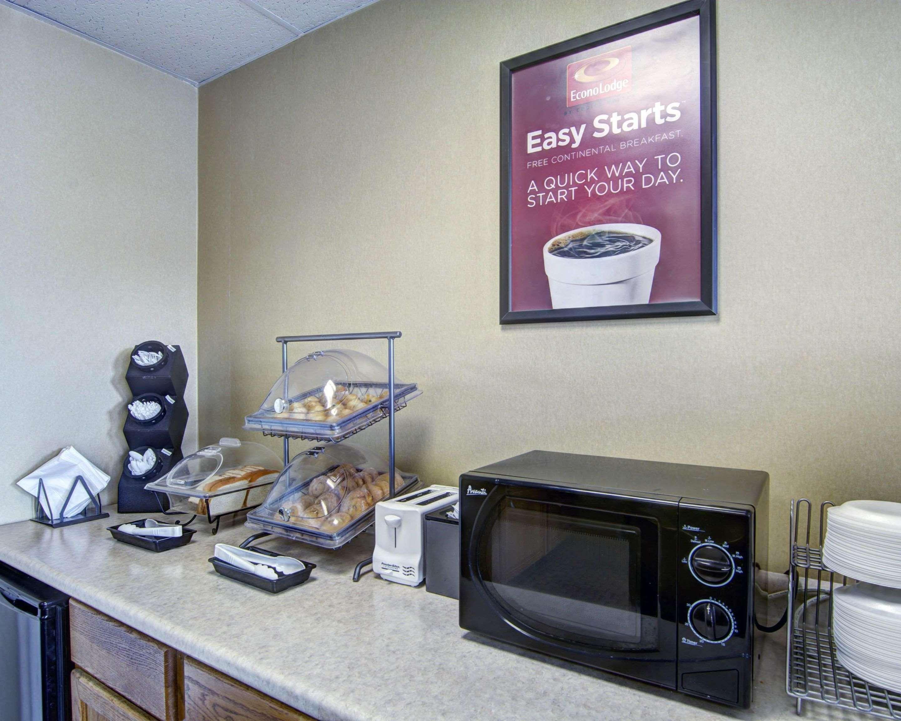 Econo Lodge Wytheville I-77 & I-81 Екстер'єр фото