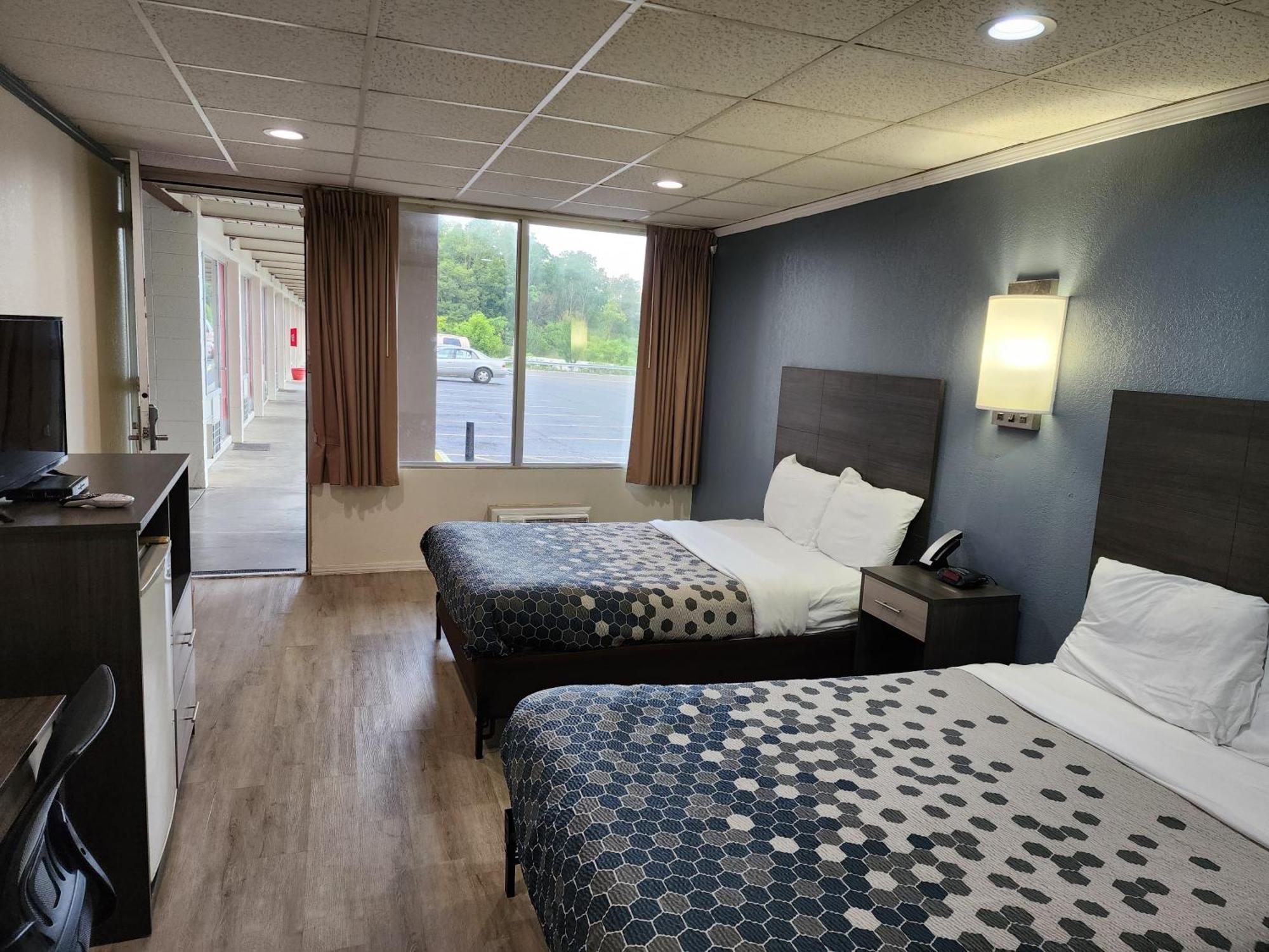 Econo Lodge Wytheville I-77 & I-81 Екстер'єр фото