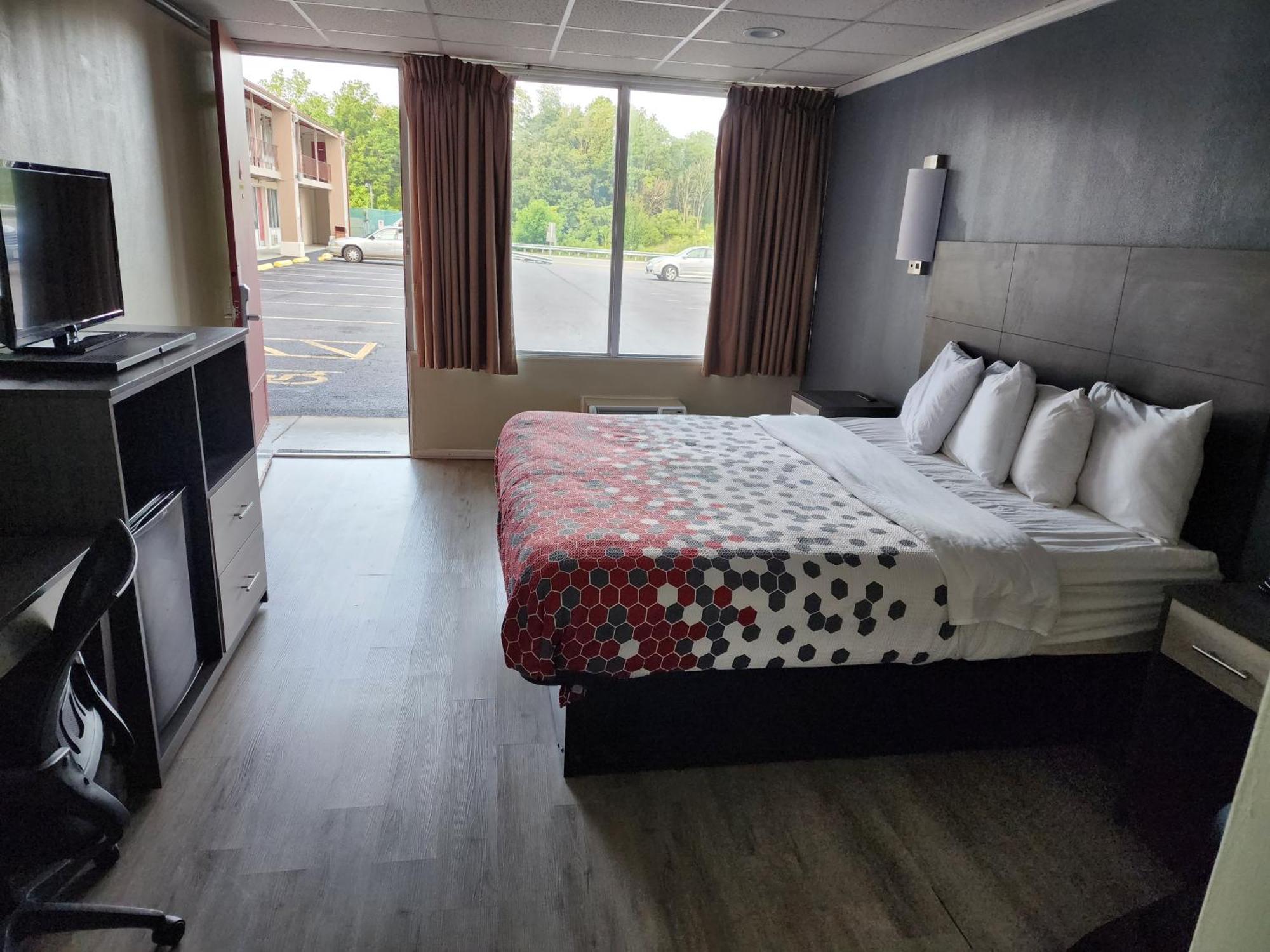 Econo Lodge Wytheville I-77 & I-81 Екстер'єр фото